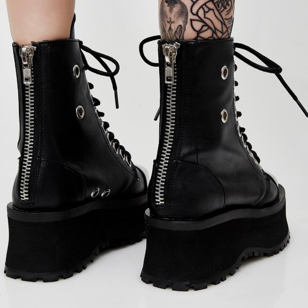 NEW Demonia Gravedigger Combat Boots - Womens sz 7 - Picture 3 of 7